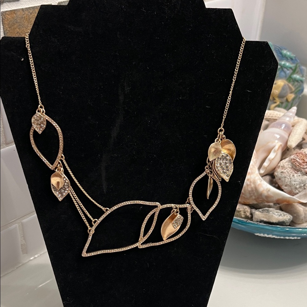 Chloé + Isabel Gold Leaf Statement Necklace – Discontinued Sculpted Metal Design